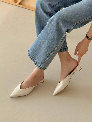 Tess Pointed-Toe Mules 高跟鞋