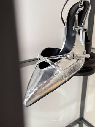 Buckled Triangle Heels 香港女裝鞋