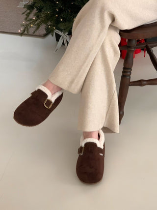 Fluffy Buckled Slip-Ons香港女裝鞋