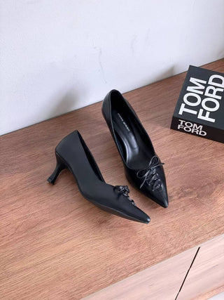 Knotted Pumps