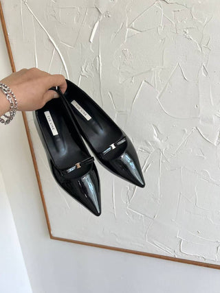 Lila Flats