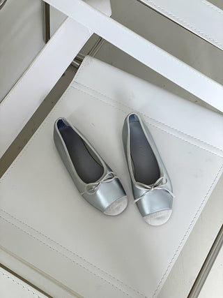 Cap-Toe Bow Flats 女裝平底鞋