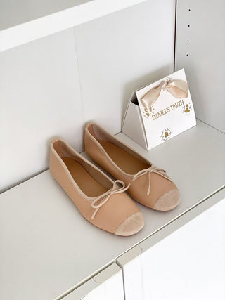 Cap-Toe Bow Flats 女裝平底鞋