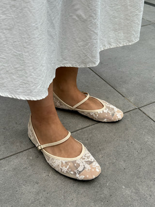 Lace Mary Janes
