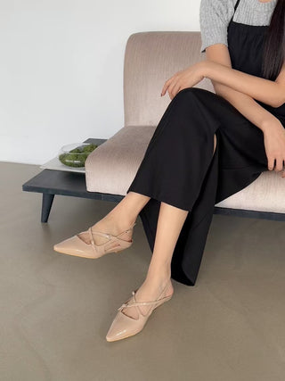 Cross Buckled Flats 香港女裝鞋