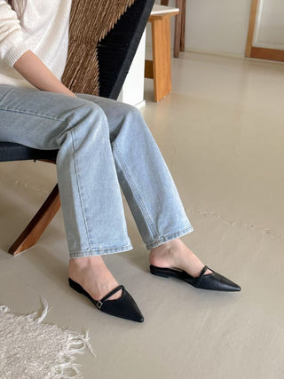 Buckled Flat Mules 香港女裝鞋