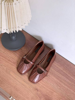 Pleated-Toe Mary Janes 香港女裝鞋